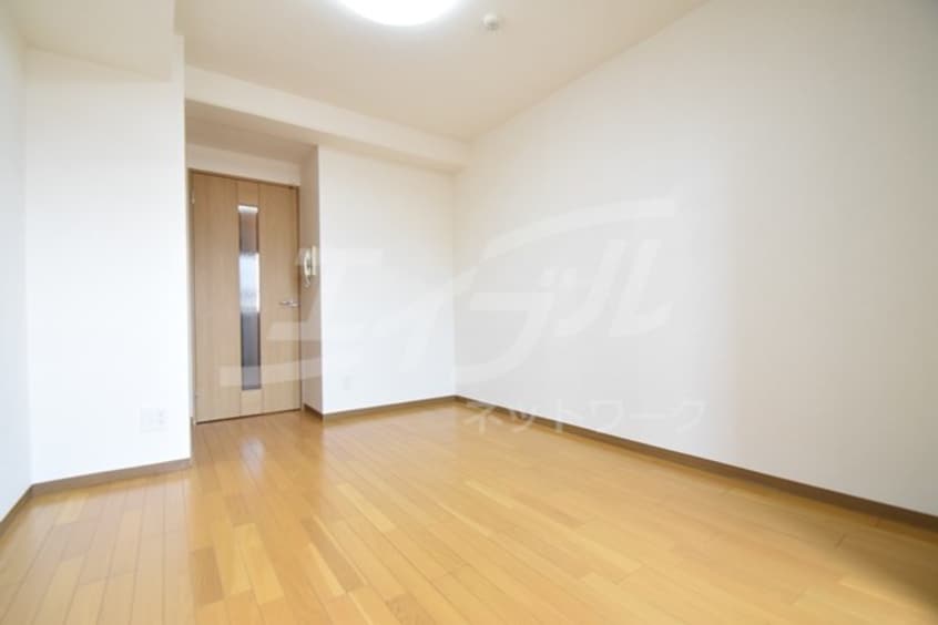  大阪メトロ御堂筋線/江坂駅 徒歩5分 2階 築23年