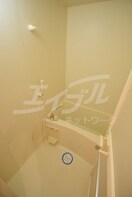  大阪メトロ御堂筋線/江坂駅 徒歩5分 2階 築23年