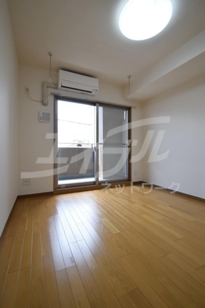  大阪メトロ御堂筋線/江坂駅 徒歩5分 2階 築23年