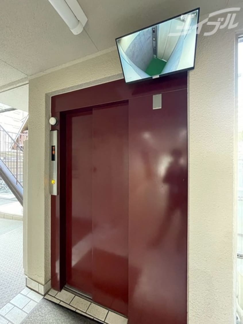  大阪メトロ御堂筋線/東三国駅 徒歩14分 11階 築45年