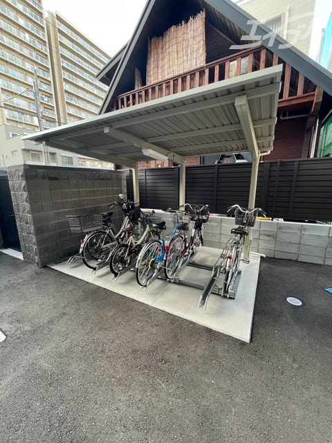  大阪メトロ御堂筋線/東三国駅 徒歩14分 11階 築45年