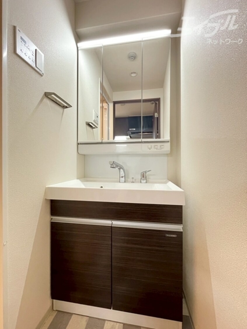  学研都市線<片町線>・JR東西線/加島駅 徒歩3分 7階 築2年