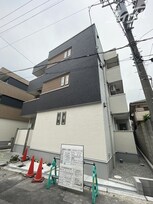 フジパレス十三イースト