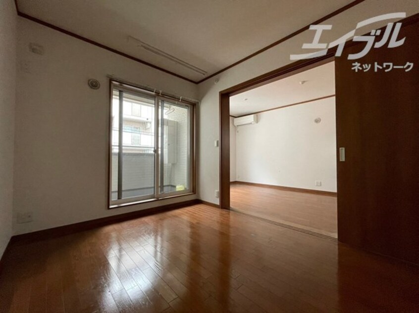  大阪メトロ御堂筋線/江坂駅 徒歩7分 2階 築8年