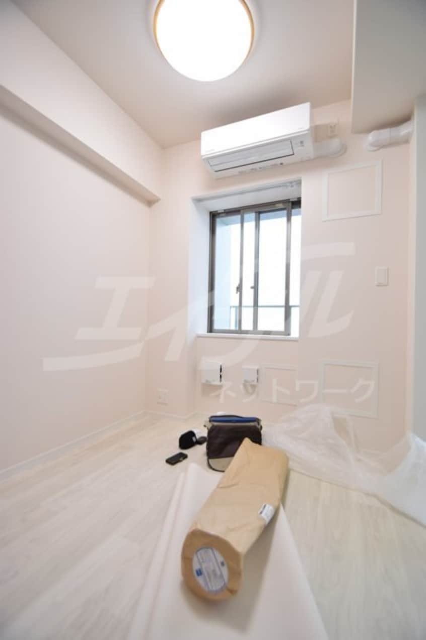  大阪メトロ御堂筋線/江坂駅 徒歩6分 11階 築4年