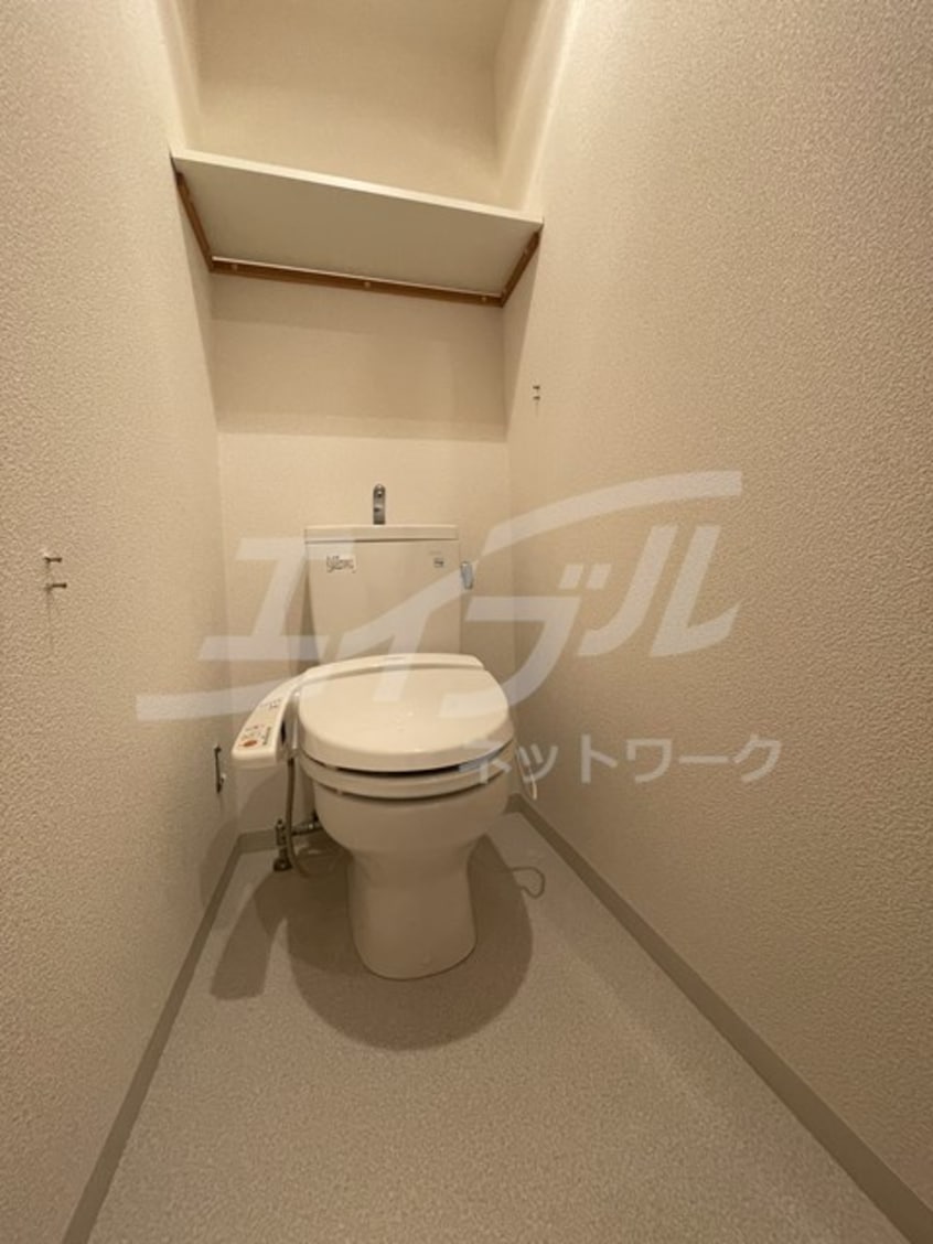  大阪メトロ御堂筋線/江坂駅 徒歩6分 3階 築19年