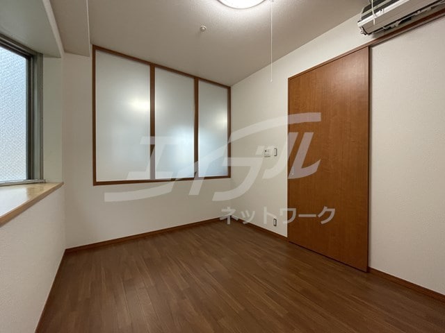  大阪メトロ御堂筋線/江坂駅 徒歩6分 3階 築19年