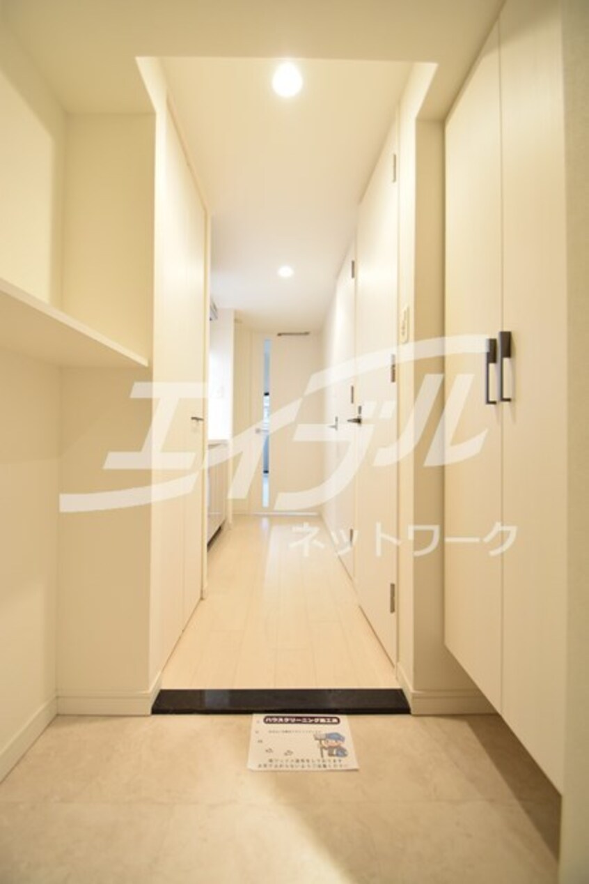  大阪メトロ御堂筋線/江坂駅 徒歩7分 3階 築6年