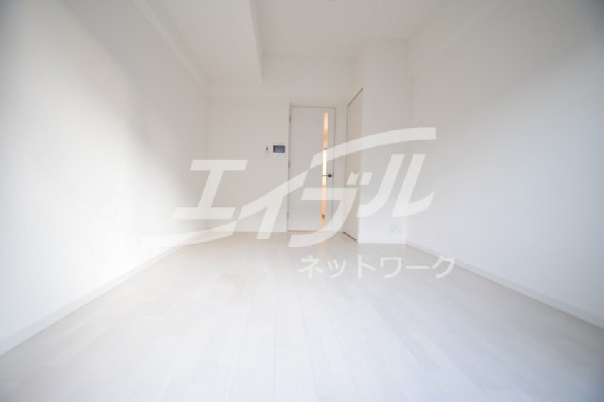  大阪メトロ御堂筋線/江坂駅 徒歩7分 3階 築6年