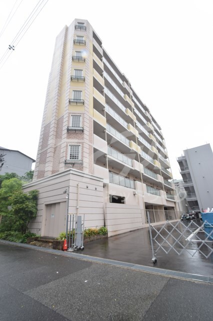  大阪メトロ御堂筋線/江坂駅 徒歩10分 2階 築11年