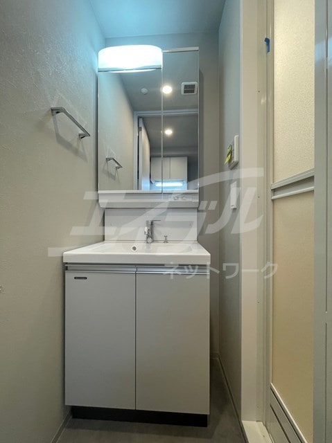  大阪メトロ御堂筋線/江坂駅 徒歩7分 3階 築2年