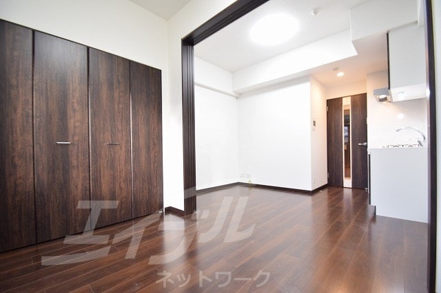  大阪メトロ御堂筋線/江坂駅 徒歩10分 9階 築6年