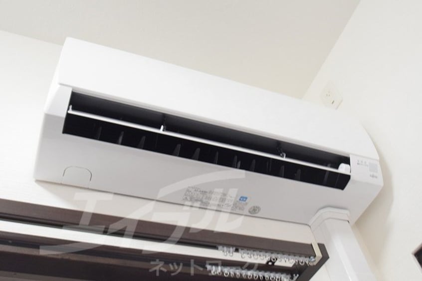  大阪メトロ御堂筋線/江坂駅 徒歩10分 9階 築6年