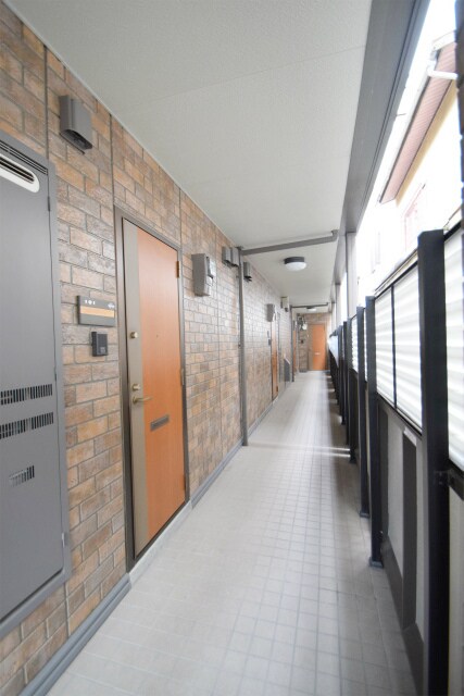  大阪メトロ御堂筋線/江坂駅 徒歩7分 2階 築20年