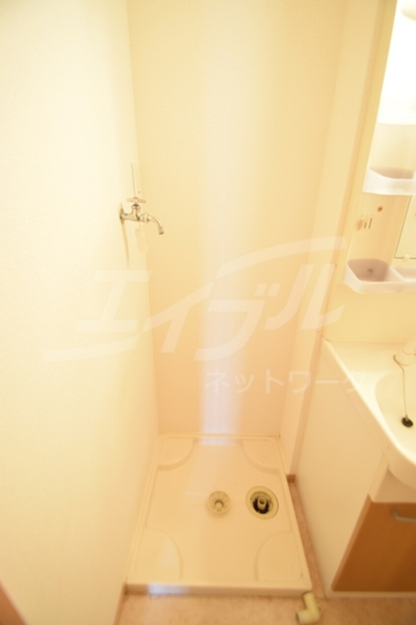  大阪メトロ御堂筋線/江坂駅 徒歩7分 2階 築20年