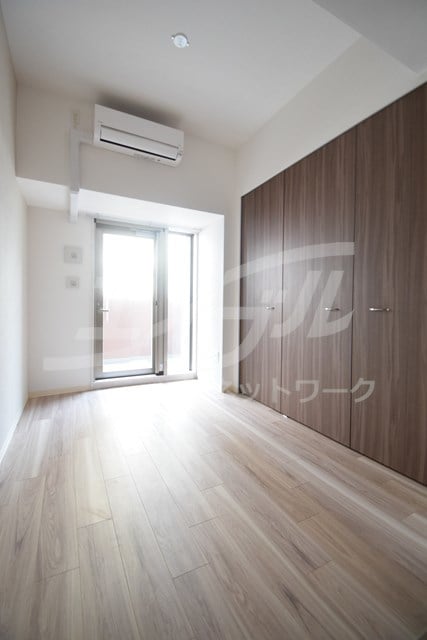  大阪メトロ御堂筋線/江坂駅 徒歩5分 7階 築5年