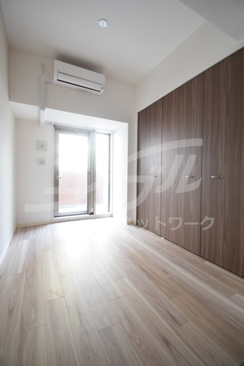  大阪メトロ御堂筋線/江坂駅 徒歩5分 7階 築5年