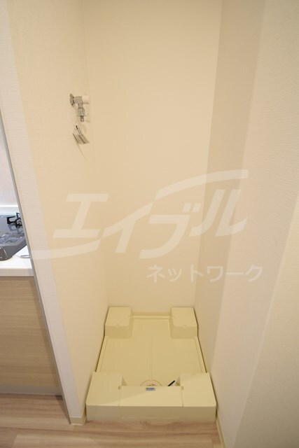  大阪メトロ御堂筋線/江坂駅 徒歩5分 7階 築5年