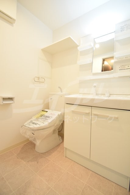  大阪メトロ御堂筋線/江坂駅 徒歩5分 7階 築5年