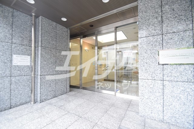  大阪メトロ御堂筋線/江坂駅 徒歩6分 11階 築10年