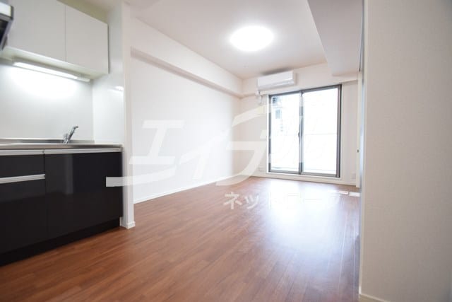  大阪メトロ御堂筋線/江坂駅 徒歩6分 14階 築14年