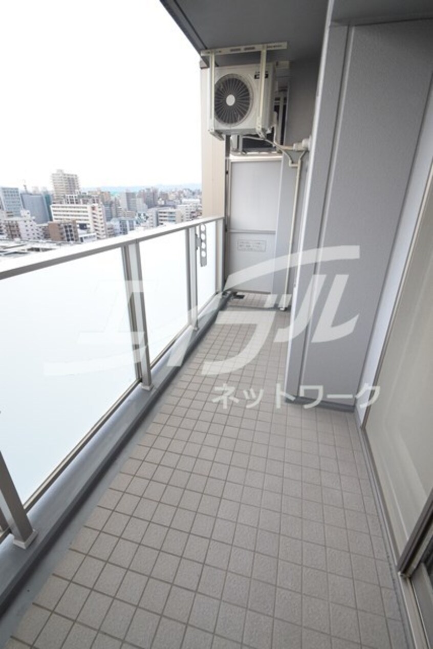  大阪メトロ御堂筋線/江坂駅 徒歩6分 14階 築14年