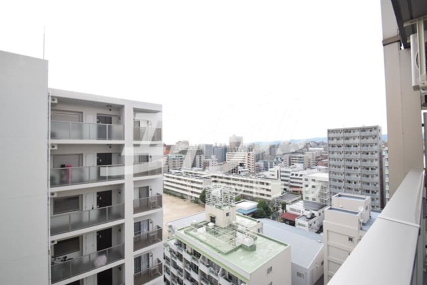  大阪メトロ御堂筋線/江坂駅 徒歩6分 14階 築14年