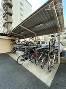 駐輪場 大阪メトロ御堂筋線/東三国駅 徒歩11分 10階 築47年