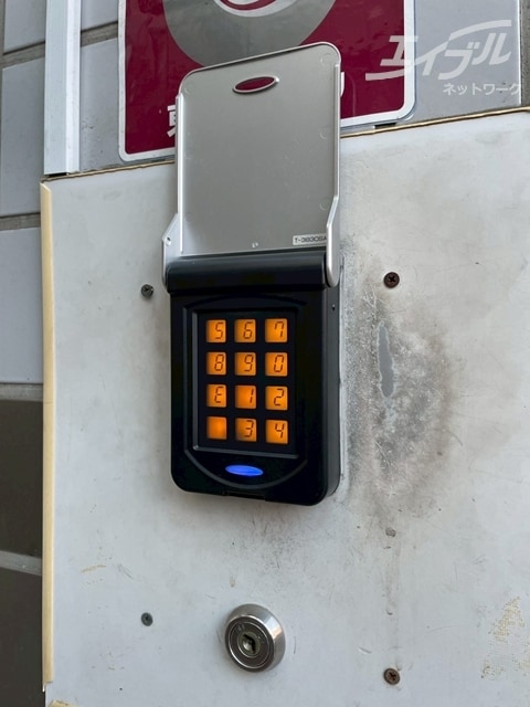  阪急宝塚線/三国駅 徒歩12分 1階 築38年