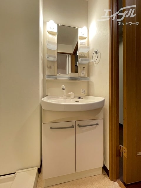  阪急神戸線/十三駅 徒歩7分 5階 築18年