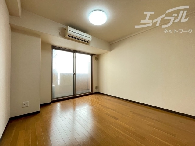  阪急神戸線/十三駅 徒歩7分 5階 築18年