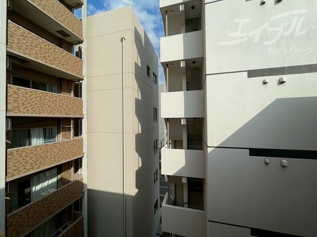  阪急神戸線/十三駅 徒歩7分 5階 築18年