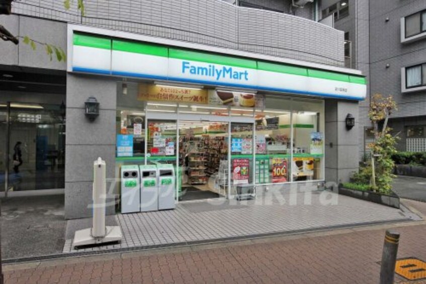 ファミリーマート 淀川宮原店(コンビニ)まで187m プログレッセ新大阪