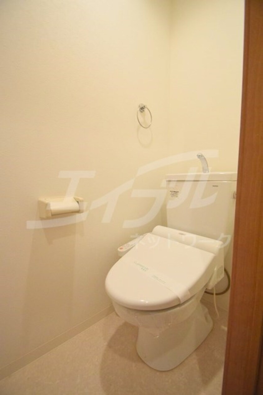  大阪メトロ御堂筋線/江坂駅 徒歩10分 2階 築12年