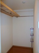  大阪メトロ御堂筋線/江坂駅 徒歩5分 3階 築16年