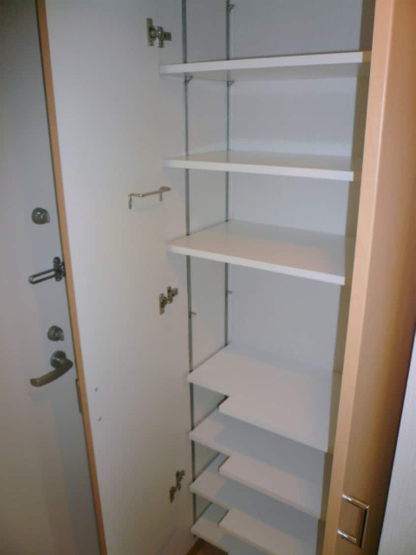  大阪メトロ御堂筋線/江坂駅 徒歩5分 3階 築16年