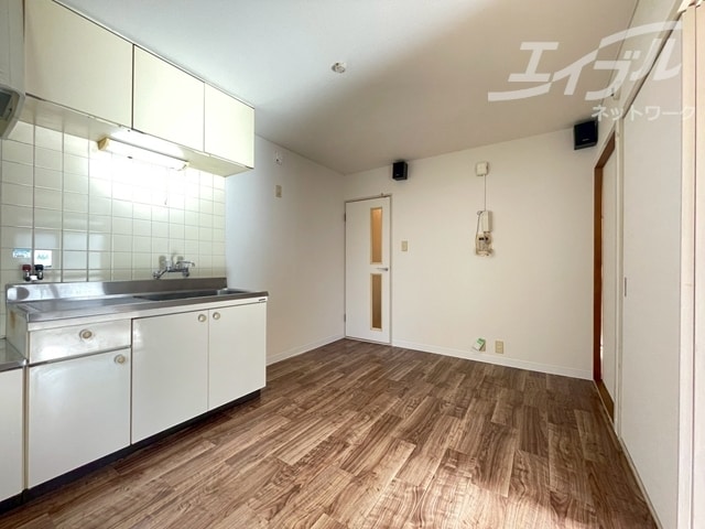  阪急神戸線/十三駅 徒歩13分 2階 築38年