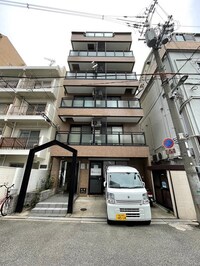 ラプラン東三国