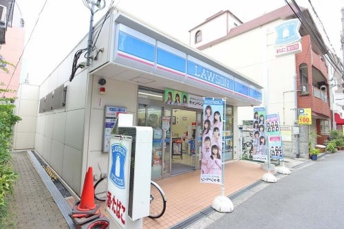 ローソン東三国駅前南口店(コンビニ)まで95m シティライフ新大阪