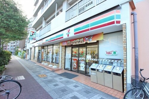 セブン-イレブン 大阪東中島１丁目(コンビニ)まで130m レオングラン新大阪レジデンス