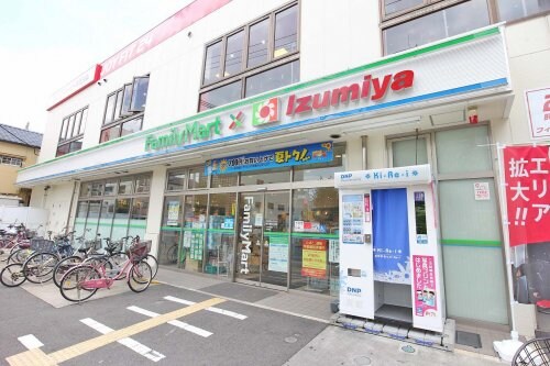 ファミリーマート東三国4丁目店(コンビニ)まで178m サザンモデラート