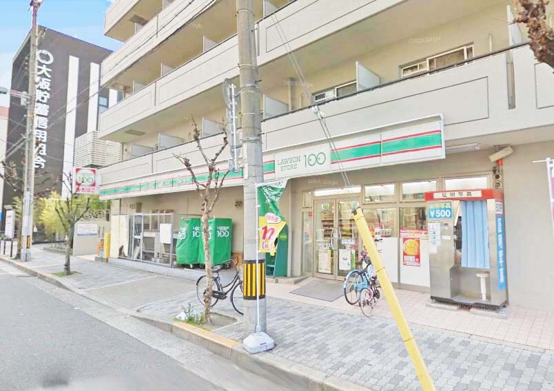 ローソンストア100 淀川西三国店(コンビニ)まで605m プリマ・クラッセ十八条