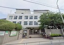 大阪市立西三国小学校(小学校)まで323m ロイヤル三国