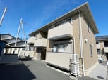 ヴィラオーネストＡ（高崎市南新波町）