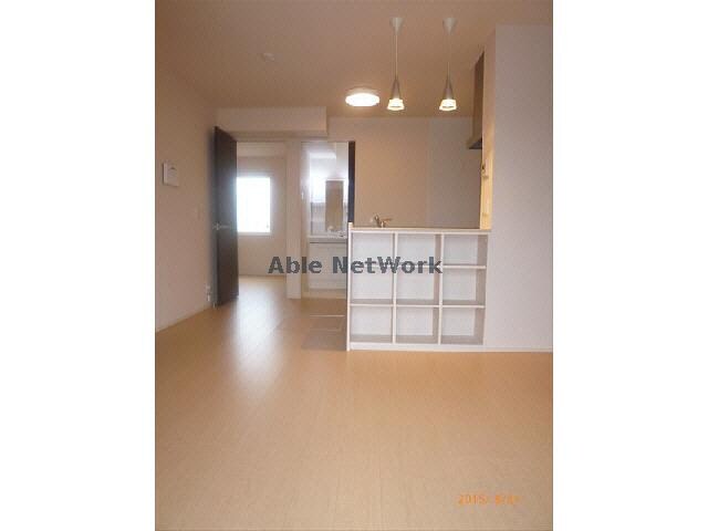 リビング パストラル横山