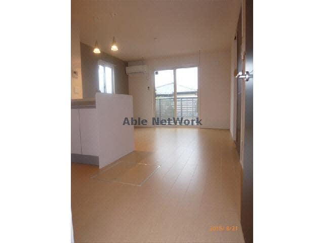 リビング パストラル横山