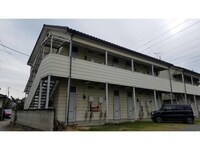 ローズ日高B　(高崎市日高町)