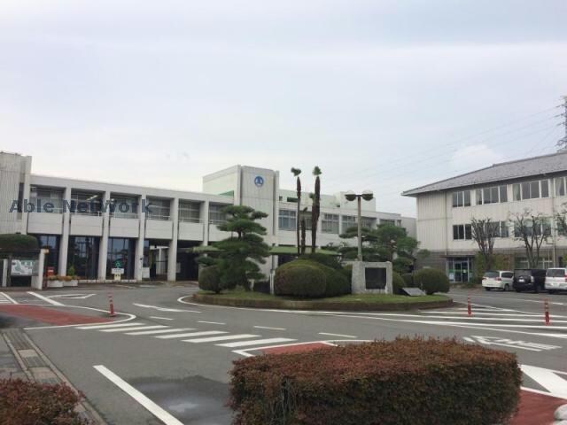 藤岡市役所(役所)まで1793m コミューン岩嶋（藤岡市下戸塚）