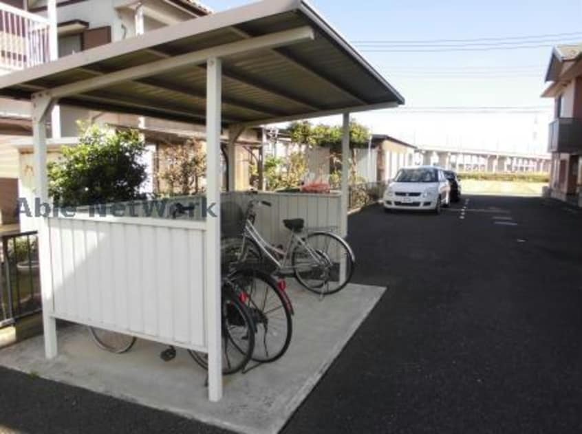 敷地内駐輪場 セジュールアユ (藤岡市下栗須)
