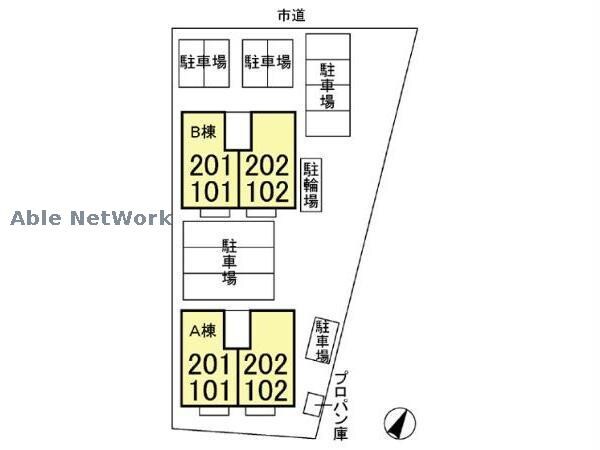 敷地の配置図 ロイヤルガーデン岡之郷（藤岡市岡之郷）